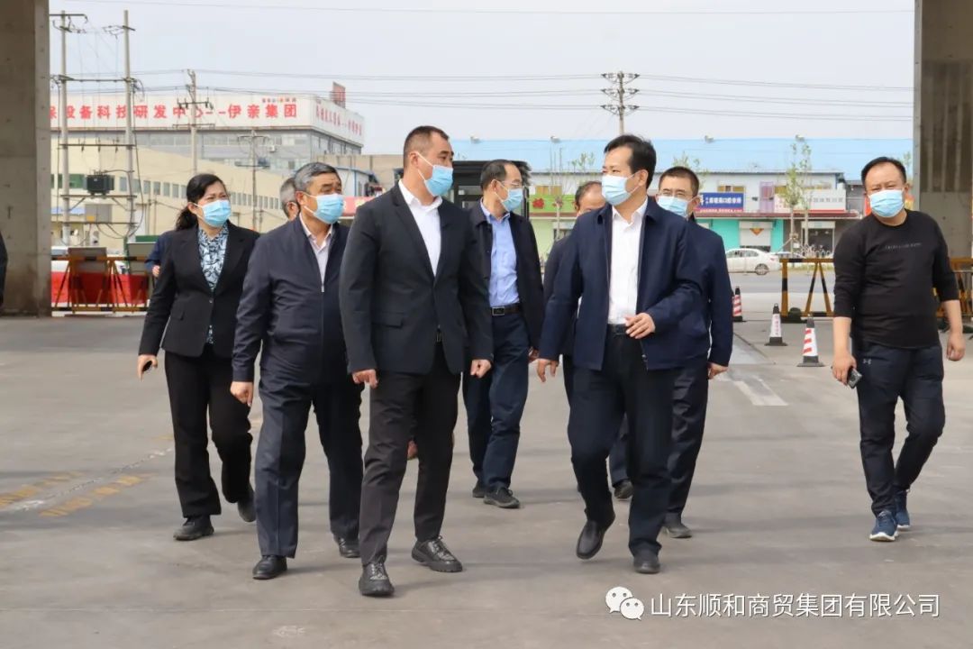 臨沂市副市長(zhǎng)薛超文一行蒞臨順和國(guó)際智慧物流園區(qū)調(diào)研
