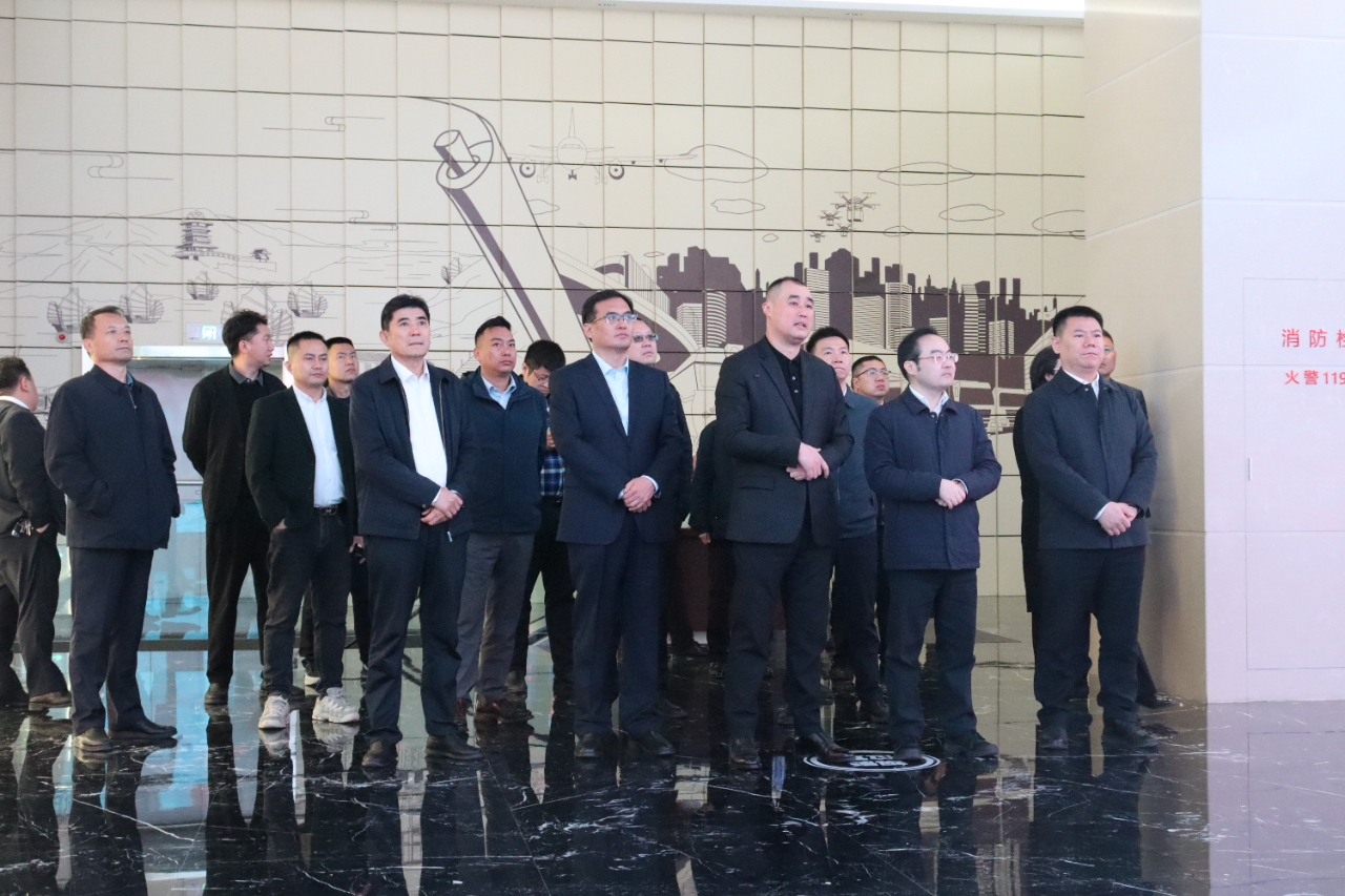 拉薩市副市長潘文卿一行蒞臨順和集團參觀調(diào)研