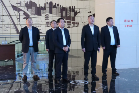 臨商銀行市中支行闞行長(zhǎng)一行蒞臨順和國(guó)際智慧物流園參觀考察